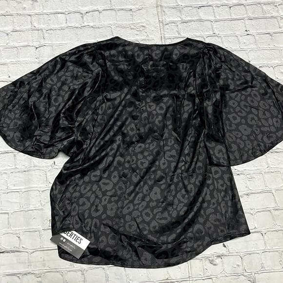 NWT Savanna Jane Black Leopard Cheetah Blouse Shirt Top S - Picture 3 of 3